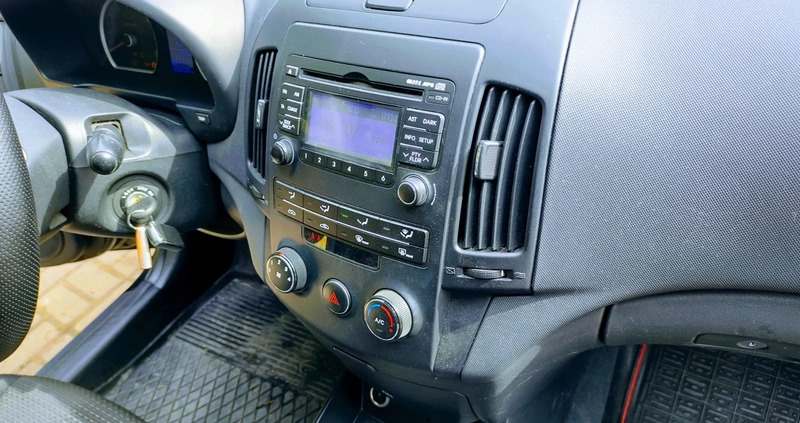 Hyundai I30 cena 13900 przebieg: 262000, rok produkcji 2007 z Ciechocinek małe 781
